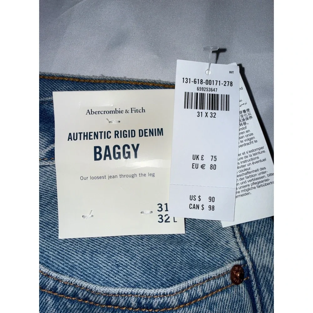 NWT Abercrombie & Fitch Mens Authentic Rigid Denim Baggy Jeans Light Wash 31x32